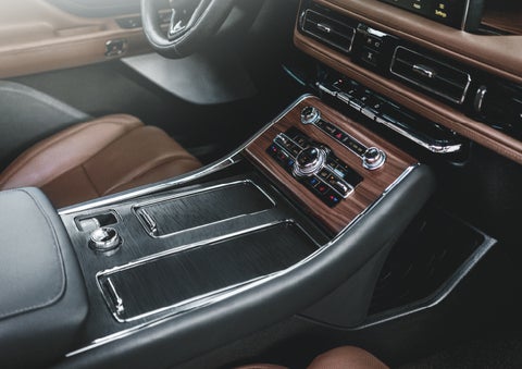 The front center console of a 2024 Lincoln Aviator® SUV is shown | Lincoln Demo 3 in Wooster OH